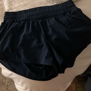 Hotty hots Lulu lemon navy size 4
